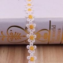 Orlon Spitze Lace Gelb Blumen 13mm, 3 Yards