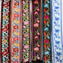 Poliestere Etnico Nastro in Tessuto Jacquard Multicolore Fiore Ricamo 5cm, 10 Yard